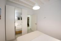 Posteľ alebo postele v izbe v ubytovaní Nireas Apartments Mykonos Downtown