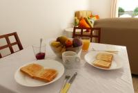 Půdorys ubytování Studio with access to the garden. Open pool. Beach very close. Wifi & Netflix FREE