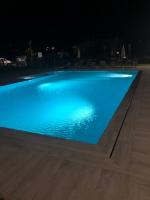 Bazén v ubytovaní Agriturismo Casa Rosa alebo v jeho blízkosti