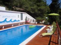 Bazén v ubytovaní Apartments Mistral alebo v jeho blízkosti