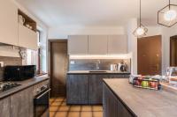 A kitchen or kitchenette at Casa Facco