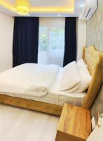 The floor plan of LUXE Bright 2bdr in Center