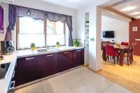 Kuchyňa alebo kuchynka v ubytovaní Zakopane Apartamenty LUX