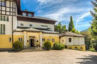 Budynek, w którym mieści się hotel
