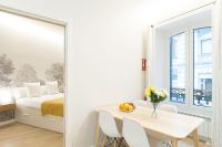 Postel nebo postele na pokoji v ubytování Paris La Concha - IB Apartments