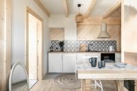 Kuchnia lub aneks kuchenny w obiekcie Folkova 21 - Apartamenty