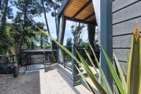 Balkón nebo terasa v ubytování TOTAL ESCAPE Mobile Home NERA Camp Porton Biondi