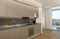 Kuchnia lub aneks kuchenny w obiekcie Torre Galfa Milano Luxury Apartments | UNA Esperienze