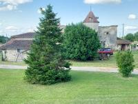 Gallery image of Magnifique villa de charme avec piscine in Casteljaloux