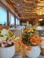 Jídlo v hotelu nebo okolí