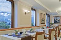 Reštaurácia alebo iné gastronomické zariadenie v ubytovaní Tmark Hotel Vaticano