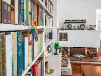 The library in the holiday home