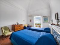 A seating area at Casa Lauro - De Vivo Realty Positano