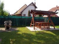 Vonkajšia záhrada v ubytovaní Holiday Home Balatonmariafurdo 17