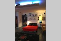 Postel nebo postele na pokoji v ubytování Spacious Chillout in Madrid