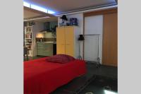 Postel nebo postele na pokoji v ubytování Spacious Chillout in Madrid