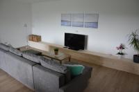 TV a/nebo společenská místnost v ubytování Apartmány U Evy