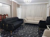 Posezení v ubytování Unique Apartment in Sheraton Heliopolis