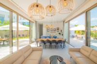 Posedenie v ubytovaní Luxury villa Azure in Imotski, wellness oasis