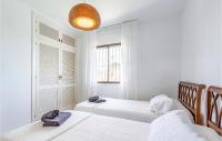 A bed or beds in a room at Gorgeous Home In Alhaurin De La Torre