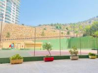Tennis and/or squash facilities at Cumbre Loix Benidorm or nearby