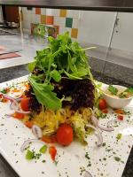 Jídlo v hotelu nebo okolí