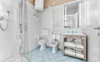 A bathroom at Residence Poggio Dei Pini