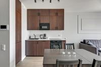 Kuchnia lub aneks kuchenny w obiekcie Grand Apartments Chlebova