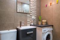 Koupelna v ubytování KVARA - Apartamento de diseño