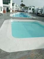 The swimming pool at or close to Apartamento Maresia