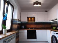 Kuchyňa alebo kuchynka v ubytovaní Apartamenty Kletówka