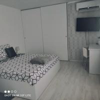 Posteľ alebo postele v izbe v ubytovaní Studio apartman Valentina