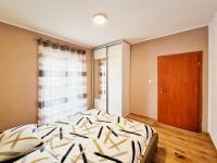 Postel nebo postele na pokoji v ubytování Bibinje Spa & Pool Retreat