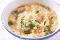 ホテルの敷地内または近くでの食事または食べ物