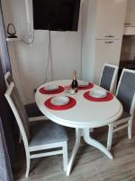 TV a/nebo společenská místnost v ubytování Apartments Villa Anna