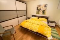 A bed or beds in a room at Appartements Steingasse