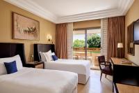 Steigenberger Resort Achtiにあるベッド