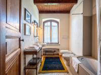 Posteľ alebo postele v izbe v ubytovaní Villa Bric del Vento by Interhome