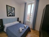 Posteľ alebo postele v izbe v ubytovaní BARBAJA SUITES IN STREET TOLEDO 205