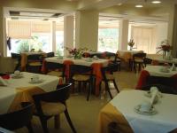 Restaurace v ubytování Glyfada Beach Hotel