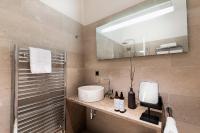 A bathroom at Zola Hotel - Palais de Bohème Adults Only