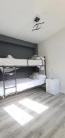 Postel nebo postele na pokoji v ubytování Rooftop Casa Botes