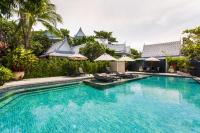 Der Swimmingpool an oder in der Nähe von Rocky's Boutique Resort - Veranda Collection Samui