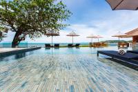 Der Swimmingpool an oder in der Nähe von Rocky's Boutique Resort - Veranda Collection Samui