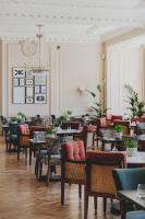 Χώρος καθιστικού στο The Queens Hotel