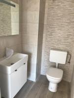 Koupelna v ubytování Holiday apartment in Punat with loggia, air conditioning, WiFi, washing machine 4534-1