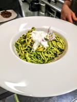 Еда / где поесть недалеко от апарт-отеля