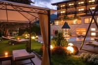 A garden outside Hotel Bismarck