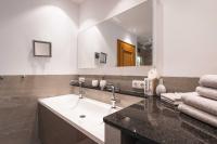 Kúpeľňa v ubytovaní Chalet Crown of the Alps by we rent