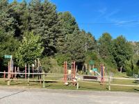DÚPLEX La MOLINA a 5 minutos de las pistas de esquí játszósarka